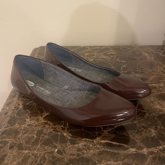 Dr. Scholl's Maroon Flats - Picture 5 of 5